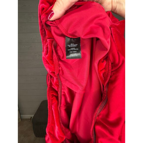 Torrid Jester red velvet cami wide leg jumpsuit NWT Size 2(2X) - Picture 10 of 11